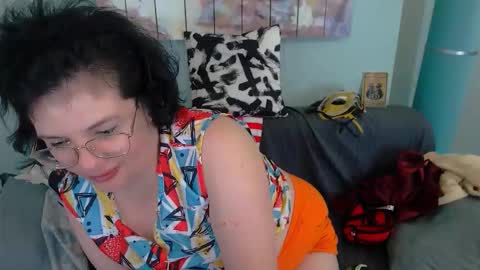Snapshot of everly_rays chatting on September 12, 10:28 pm Everly online show from September 12, 10:28 pm