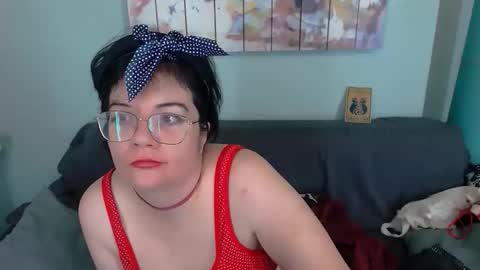 Snapshot of everly_rays chatting on September 27, 10:39 pm Everly online show from September 27, 10:39 pm
