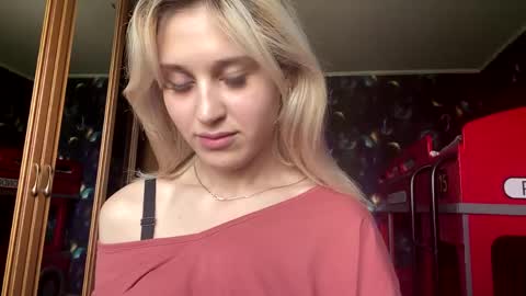 Nelly online show from May 16, 10:29 am