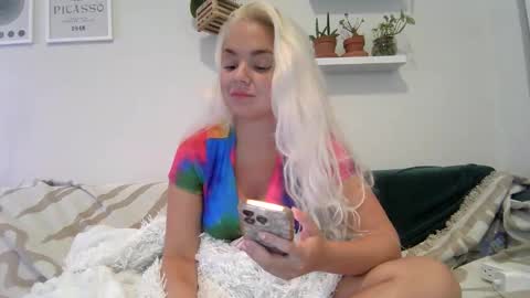 Badblondebunny online show from May 4, 2:04 am