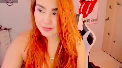 evva_foxxy online show from January 7, 1:57 pm