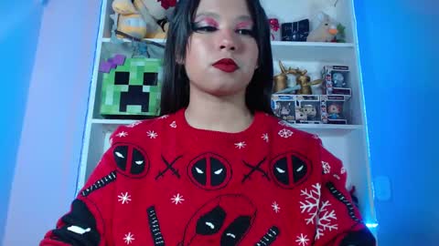 Im Evy online show from December 26, 4:58 pm
