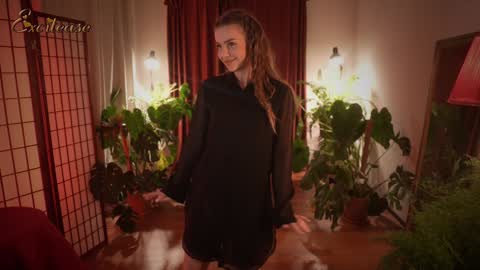   . online show from September 23, 6:06 pm