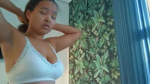 courtney online show from May 19, 5:25 am