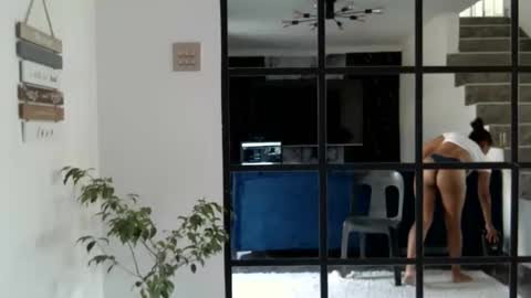 courtney online show from February 4, 7:55 am