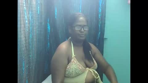 exotic_indian95 online show from March 23, 7:31 pm
