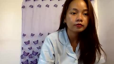 expnsivelj online show from February 9, 6:15 am