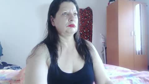 ExtasyMature online show from May 19, 5:25 am