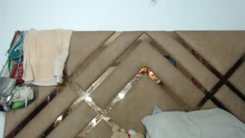 eyshaexotii online show from February 2, 2:10 am