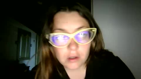Aimee online show from May 22, 2:09 am