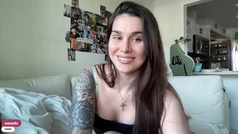 Emily online show from September 19, 10:31 pm
