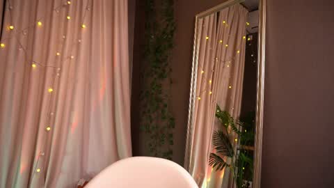 fa1ryforest online show from April 14, 5:40 am