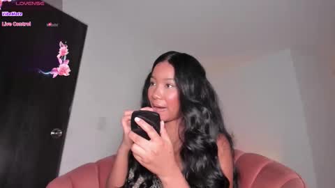 Thianna online show from October 12, 3:14 pm