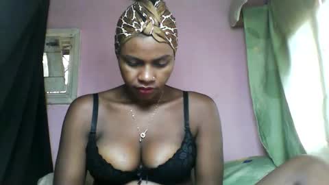 Fabriola9794 online show from April 4, 11:09 am