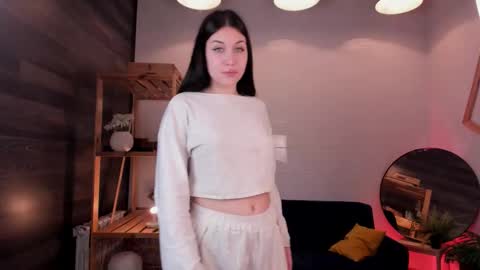 Lolly online show from October 11, 2:20 pm