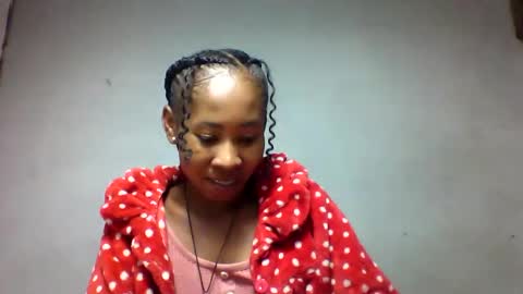 faiqua95 online show from May 17, 6:29 pm