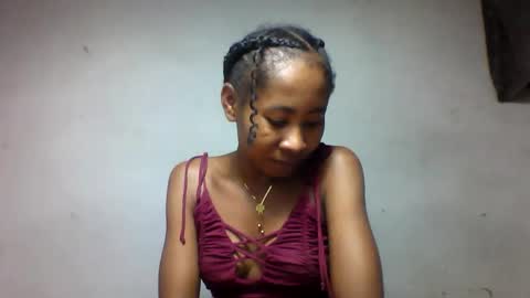 faiqua95 online show from May 20, 9:39 am