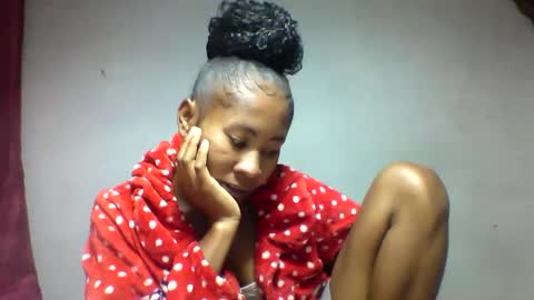 faiqua95 online show from May 9, 10:06 am