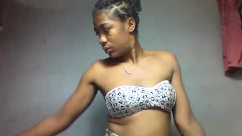 faiqua95 online show from April 7, 12:29 pm