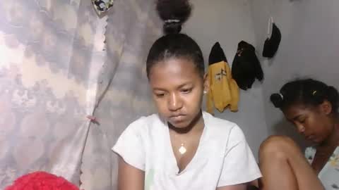 faiqua95 online show from March 22, 8:31 am