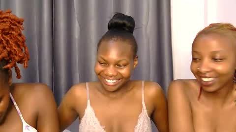 fairy_pearl online show from May 4, 3:43 am