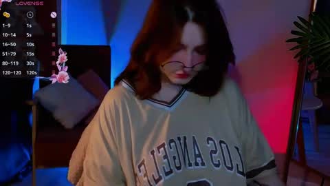 Tara online show from May 16, 8:41 pm