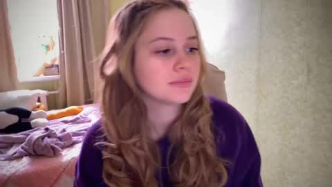 Snapshot of fairyilona chatting on February 23, 7:28 am Ilona online show from February 23, 7:28 am