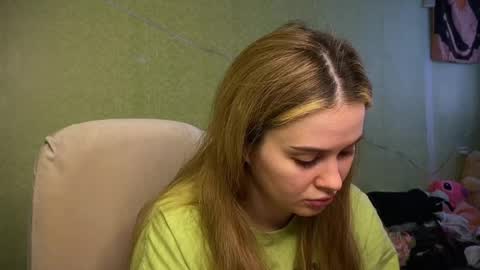 Ilona online show from April 23, 8:11 am