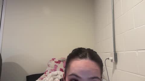 faithluvv online show from January 12, 1:22 am