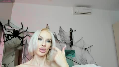 Lana online show from October 26, 11:44 pm