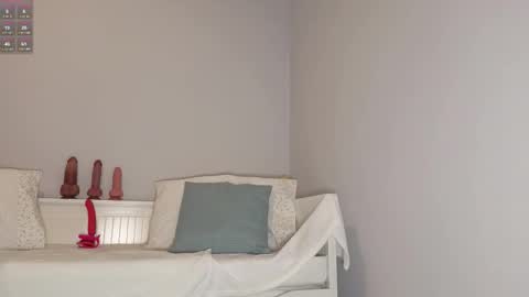 Miya online show from March 18, 9:42 pm