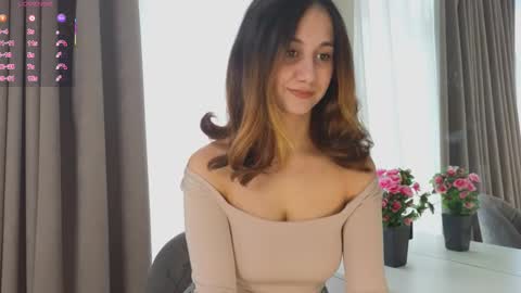 Leila online show from February 15, 4:36 am