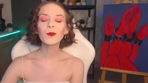 Fascinating   Eyes online show from October 9, 6:34 pm