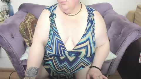 fashiona online show from May 11, 9:01 pm