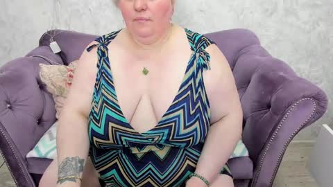 Snapshot of fashiona chatting on January 27, 9:44 pm fashiona online show from January 27, 9:44 pm