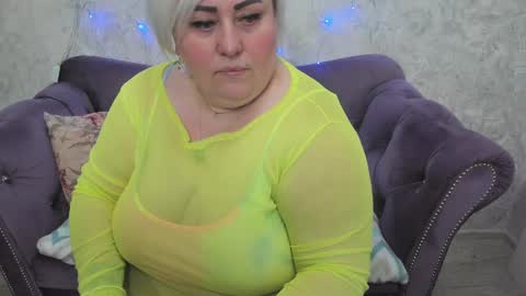 Snapshot of fashiona chatting on January 25, 11:43 pm fashiona online show from January 25, 11:43 pm