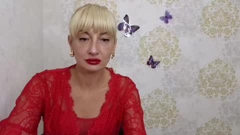 Snapshot of favorite_angel chatting on September 8, 7:02 pm favorite_angel online show from September 8, 7:02 pm