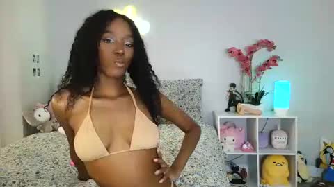 Faye Love online show from October 16, 5:21 am