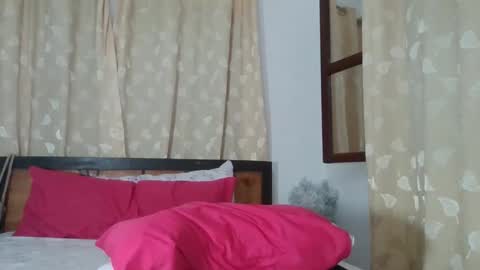 feetlovely507541 online show from March 11, 8:22 pm