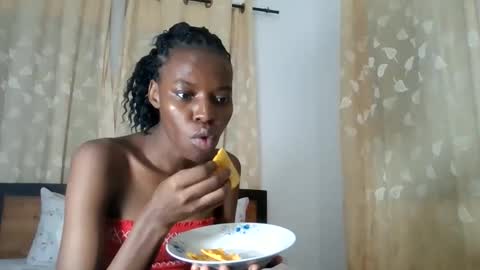 feetlovely507541 online show from May 23, 11:25 pm