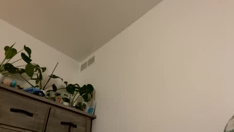 Soley online show from February 24, 1:44 am