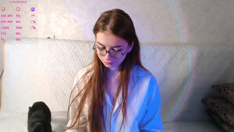 Hi Im Milly  nice 2 meet u 3 online show from April 11, 3:27 pm