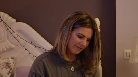 FeliciaKrige online show from January 21, 8:32 pm