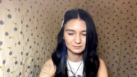 Lola online show from March 12, 8:44 pm