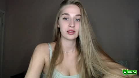 Femke online show from May 18, 7:53 pm