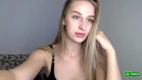 Femke online show from May 15, 9:17 pm