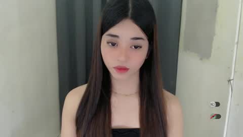 Snapshot of femylove chatting on January 25, 12:59 am YOUR BEAUTIFUL ASIANFHEMY online show from January 25, 12:59 am