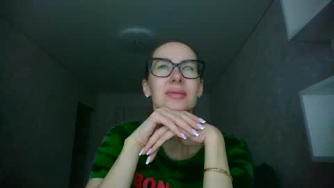 feraliss online show from July 13, 11:44 am