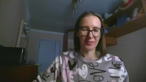 feraliss online show from November 26, 9:10 am