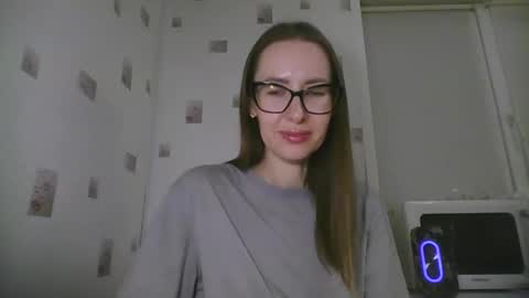 feraliss online show from March 27, 6:41 pm